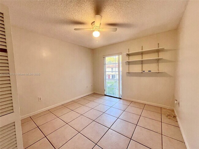 Building Photo - 3302 Farragut St