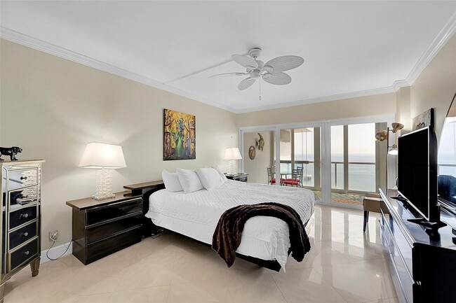 Building Photo - 111 N Pompano Beach Blvd