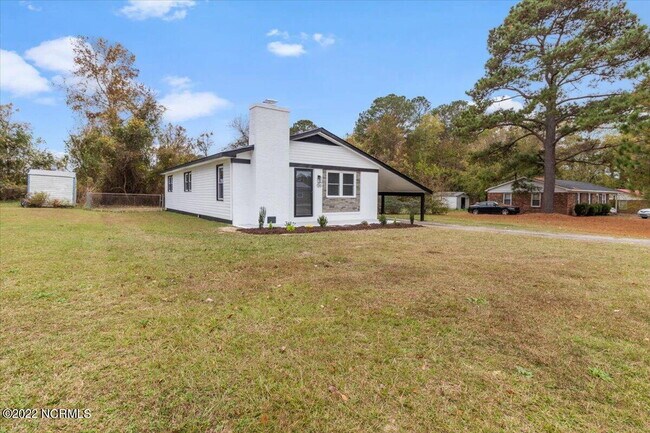 Building Photo - ADORABLE 3 BR | 1 BA Home in Dudley | Fully Renovated and Move-In Ready!