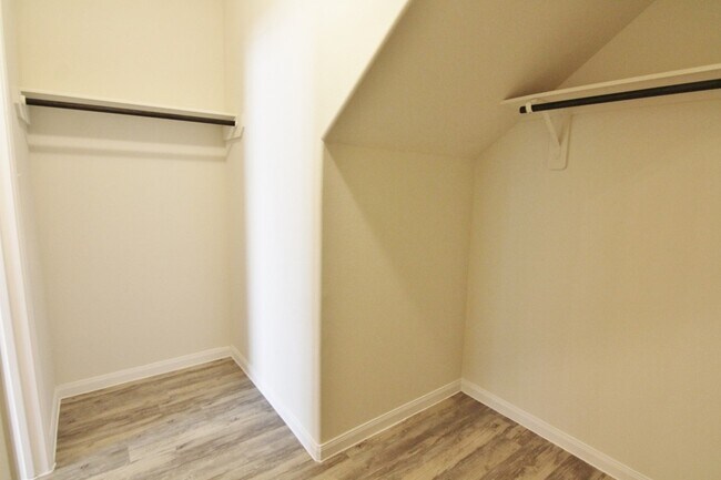 Building Photo - 3811 Lexington Grove Ct