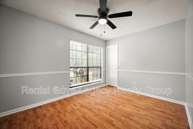 Building Photo - 10775 Rutgers Rd