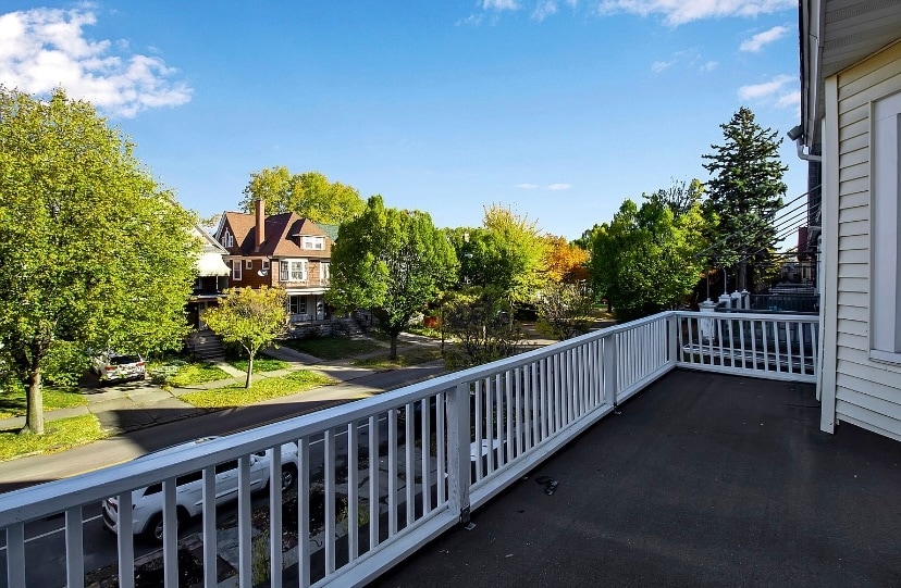 Building Photo - 417 W Delavan Ave