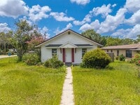 Building Photo - 916 Cohassett Ave