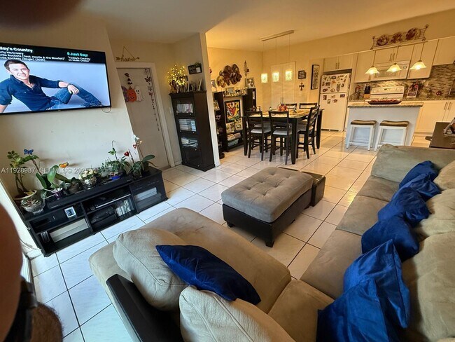 Building Photo - 4210 NW 79th Ave