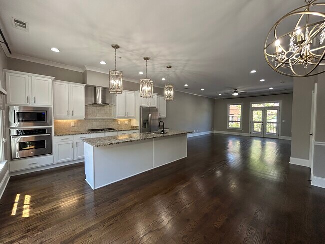 Building Photo - 1281 Dahlgren Lane