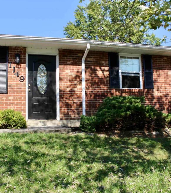 Building Photo - 1149 Navaho Dr