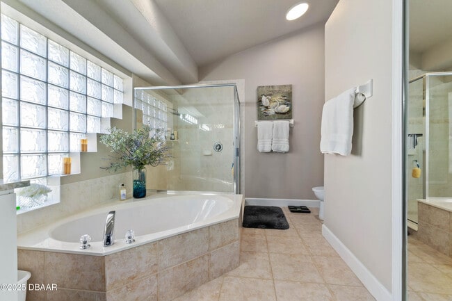 Building Photo - 1234 Crown Pointe Ln