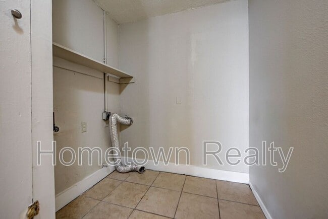 Building Photo - 332 NW 85th St