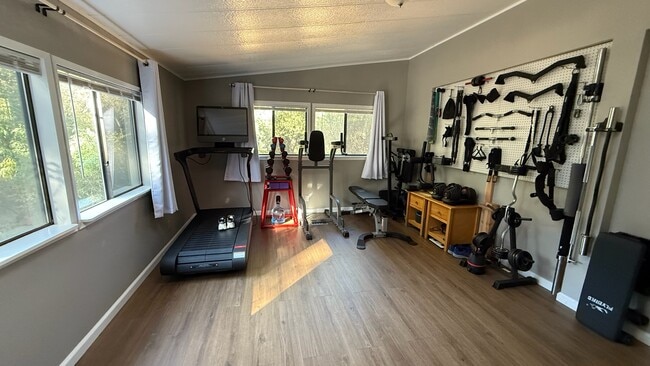 Building Photo - 5280 Old French Town Rd