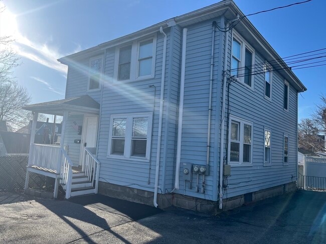 Building Photo - 25 R Auburn St