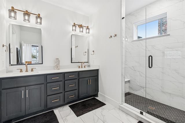 Building Photo - 1545 Cosette Dr