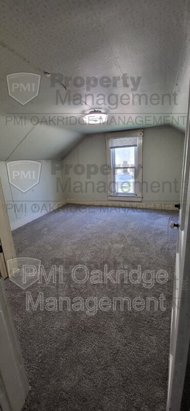 Building Photo - 1636 Mckaig Ave