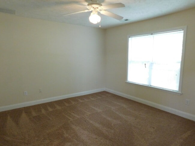 Building Photo - 4227 Arbor Green Way