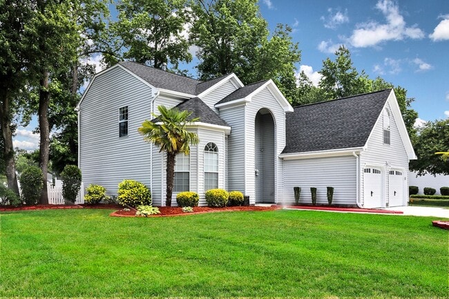 Building Photo - Beautiful 5 bedroom home in Grassfield Area of Chesapeake, VA