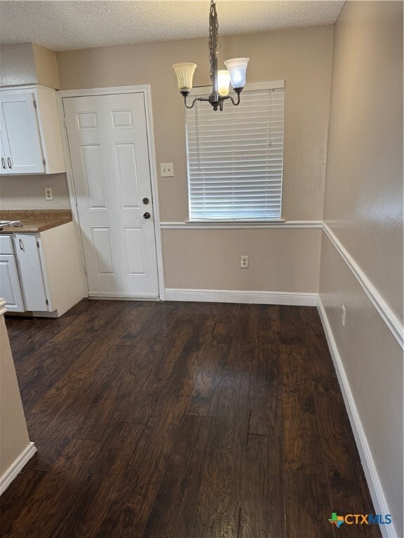 Building Photo - 510 N Bauer St