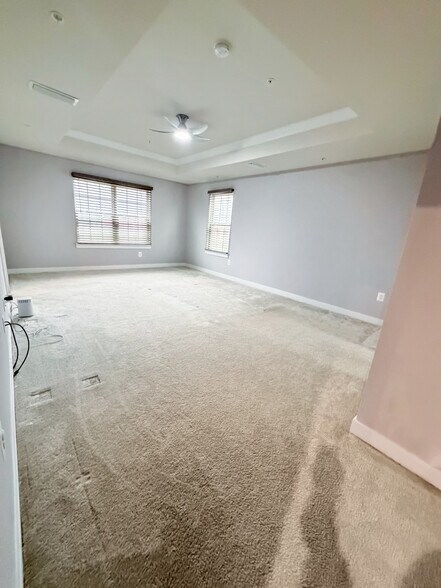 Building Photo - 14727 Silver Hammer Way