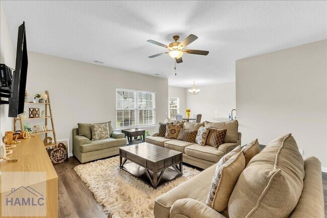 Building Photo - 36 Herty Ln