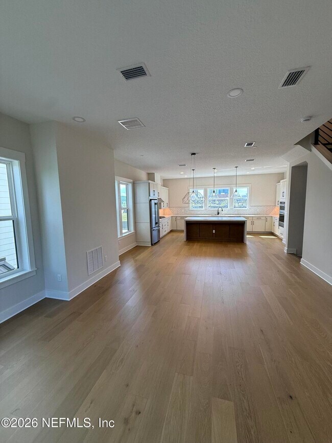 Building Photo - 2054 Prudential Dr