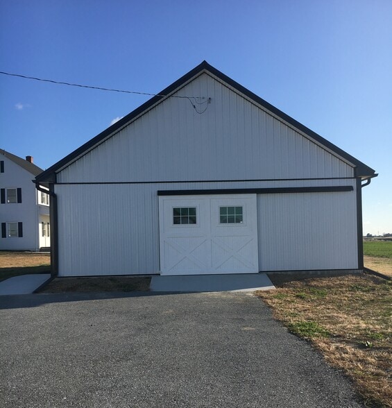 Building Photo - 737 Indian Village Rd