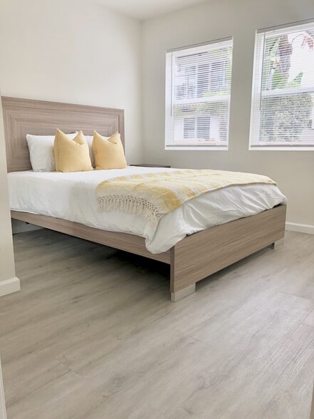 Building Photo - 755 Windemere Ct