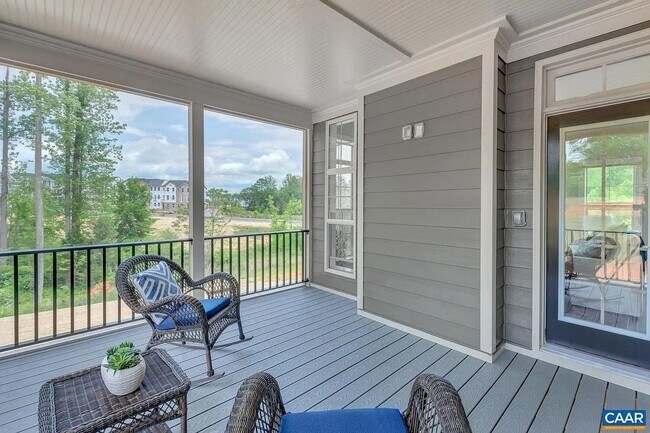 Building Photo - Upscale living in this beautiful model home in Old Trail - 4BR, 3.5 Ba