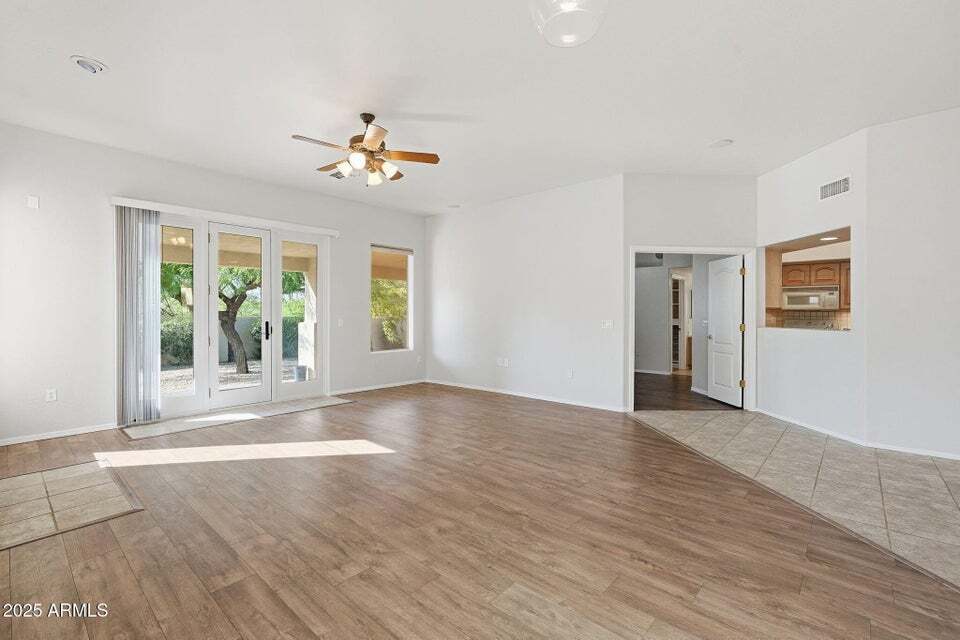 Building Photo - 1747 E Northern Ave