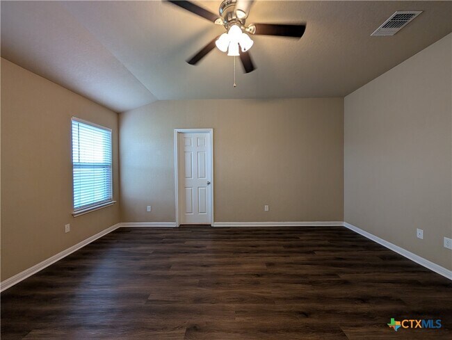 Building Photo - 2587 Diamondback Trail