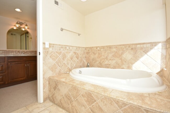 Building Photo - Spacious Home in La Costa with Nice View!!