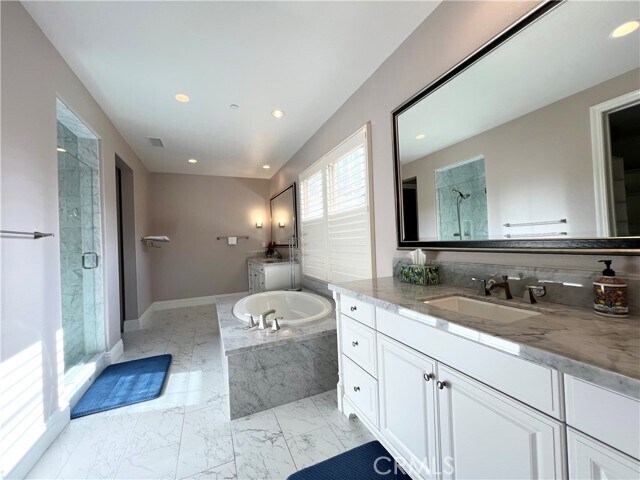 Building Photo - 76 Weston