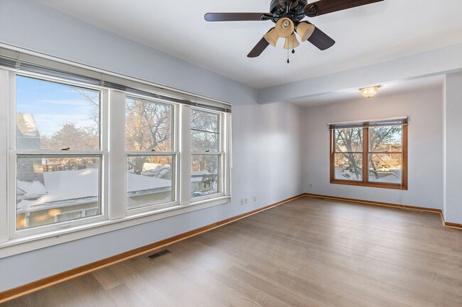 Building Photo - 126 Park Ave