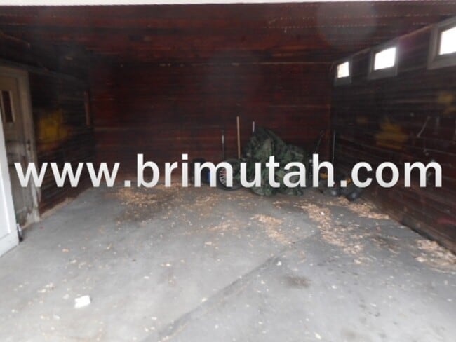 Building Photo - 1824 S 1000 E