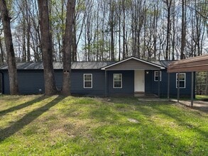 Building Photo - 2 BED, 1 BATH MOBILE HOME IN RANDLEMAN