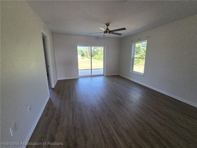 Building Photo - 7019 San Bruno Dr