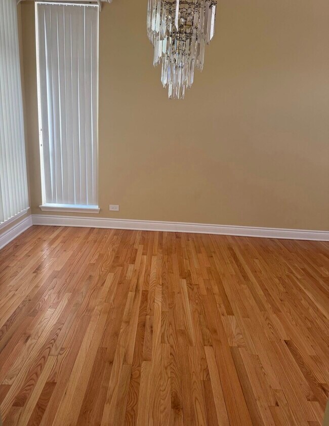 Building Photo - 426 Thunder Ridge