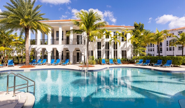 Building Photo - City Center On 7th