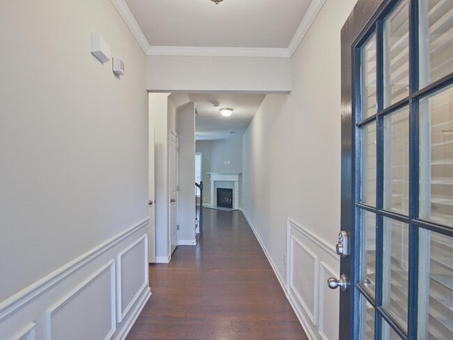 Building Photo - 3166 Cross Creek Dr