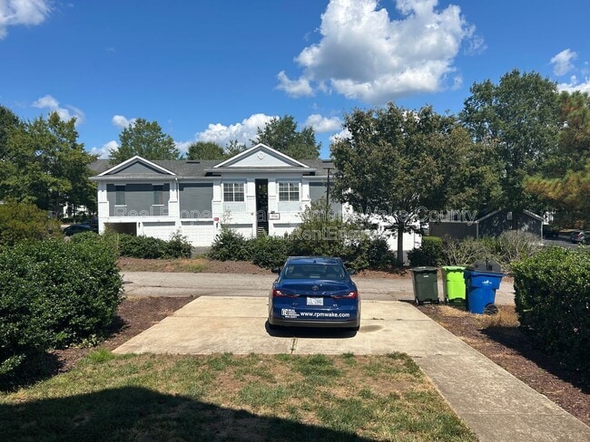 Building Photo - 7764 ACC Blvd