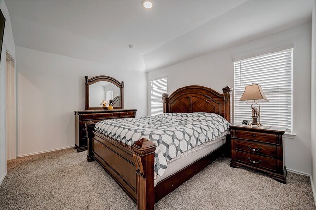 Building Photo - 24307 Oriole Summit Dr