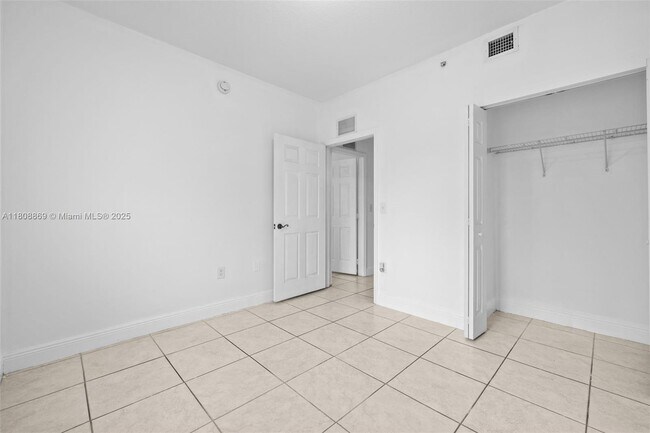 Building Photo - 2493 W 78th St