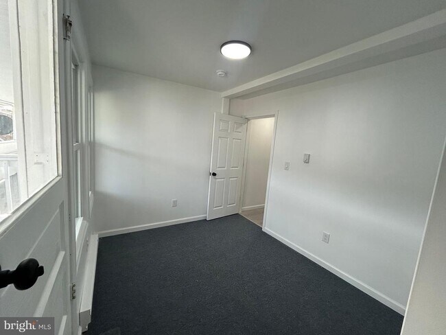 Building Photo - 222 W Patterson St