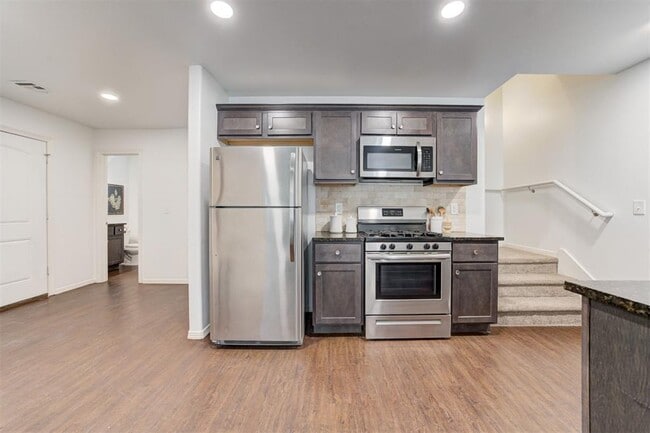 Building Photo - 2172 Buena Vida Ln
