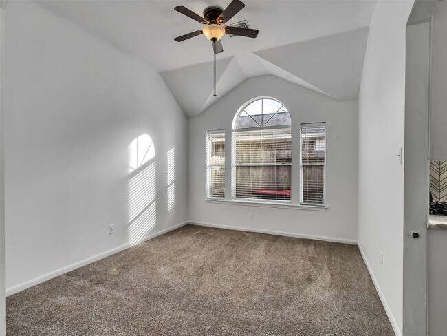 Building Photo - 3327 La Seine Ln