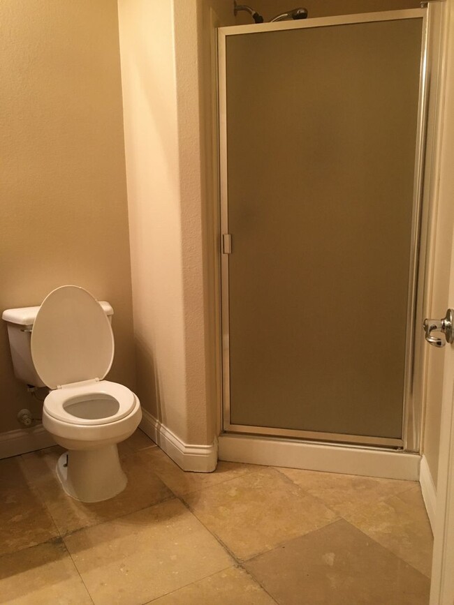 Building Photo - 5 BD 4 BTH Two Story Home Available in Aliante