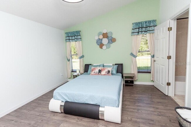 Building Photo - Kissimmee Charmer