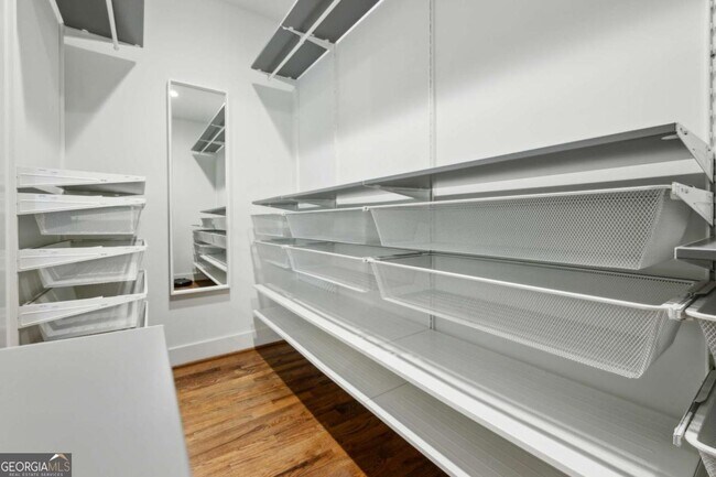 Building Photo - 1237 Milton Terrace SE