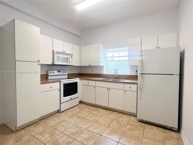 Building Photo - 9720 SW 184th St