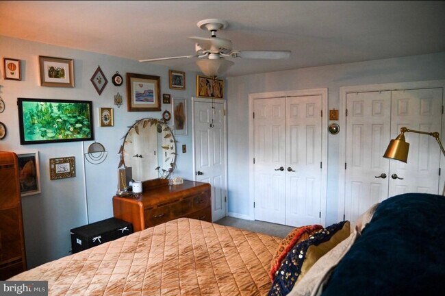 Building Photo - 1095 West Cir