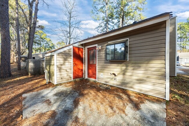 Building Photo - Welcome to Village Cedars!