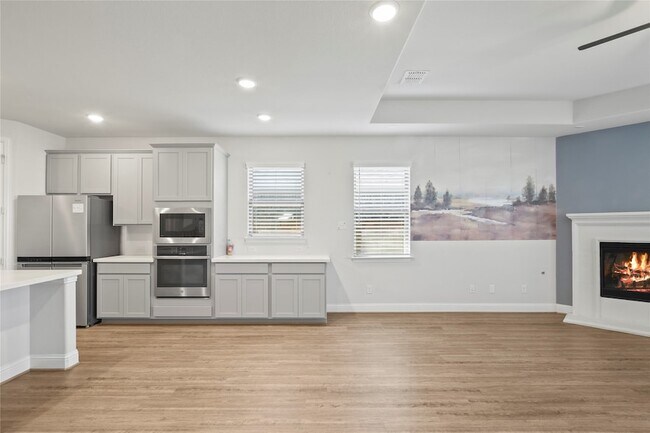 Building Photo - 3121 Sunnyside Dr