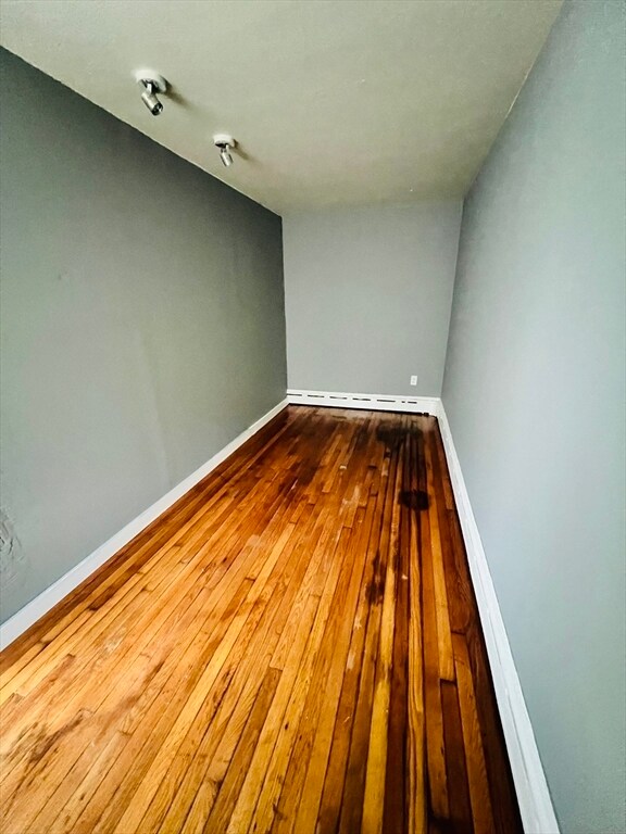 Building Photo - 8 Thorndike St